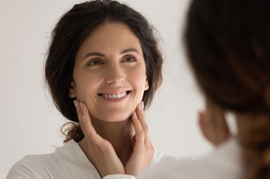 Straffe Haut durch Kollagenpeptide